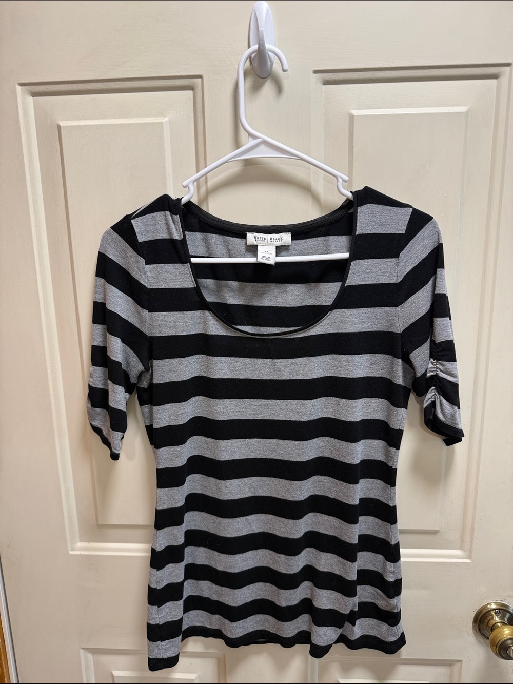 White House Black Market Black and Gray Striped Scoop Neck Tee XS